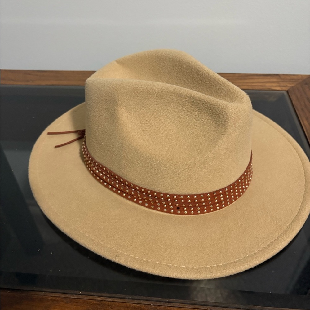 Time and Tru Beige Fedora with Studded Brown Band